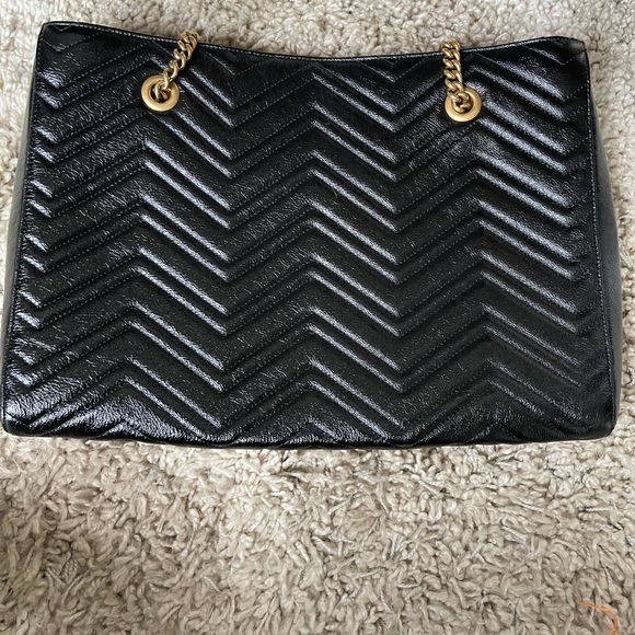 🔴 SOLD 🔴 Gucci GG Marmont Metelasse Leather Chevron Shoulder Tote - Picture 13 of 16